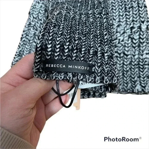Rebecca Minkoff Marled Beanie and arm warmers set - Picture 4 of 4